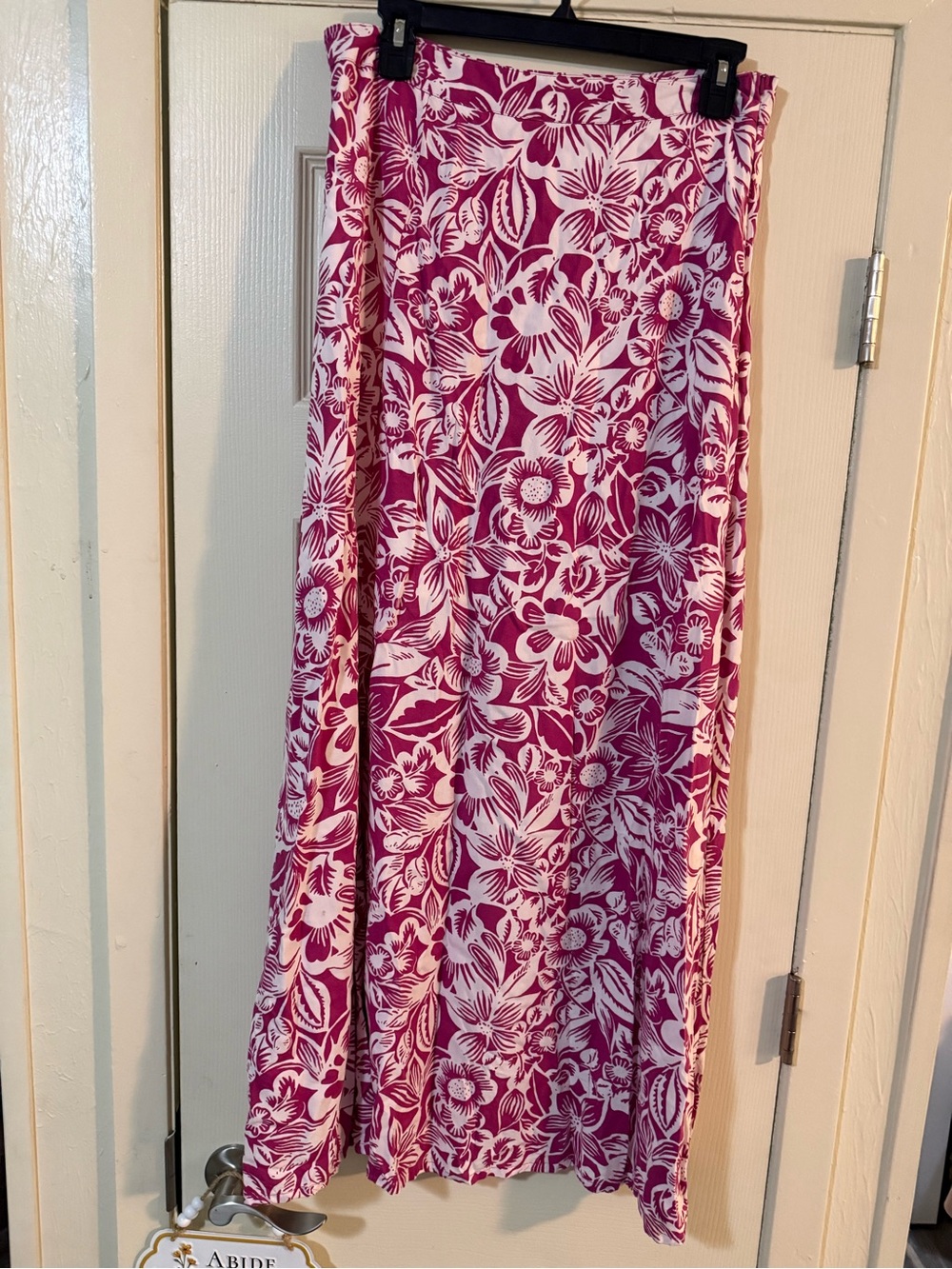 Versona Pink and White Floral Maxi Skirt
